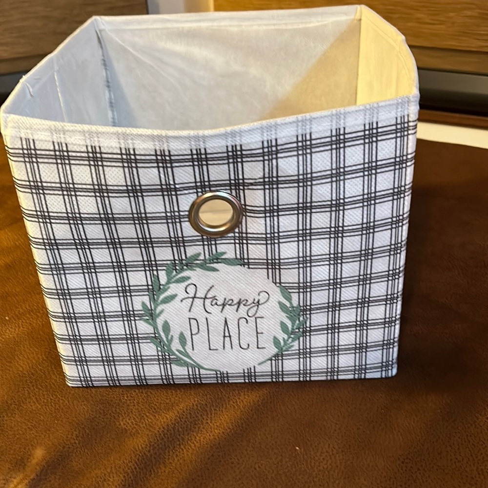 Storage Cubes “Happy Place” Set of 3  ( 9x9x8)